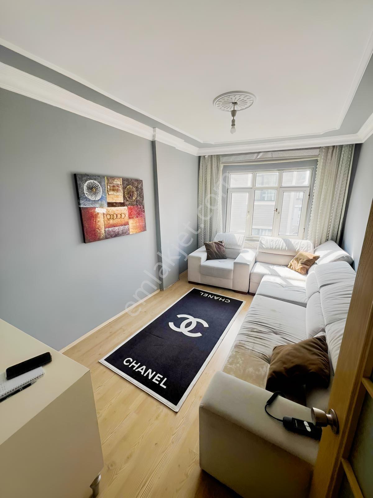 Eyüp Çırçır'da Eşyalı Kıralık 3+1 Daıre - Görsel 17