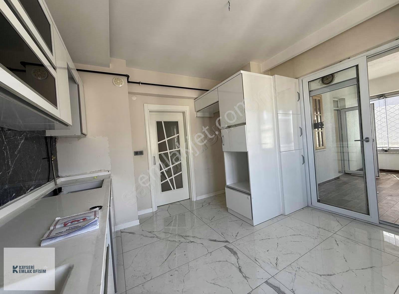 19 Mayıs Mah.3+1 Odalı Geniş Ferah Kiralık Daire - Görsel 21