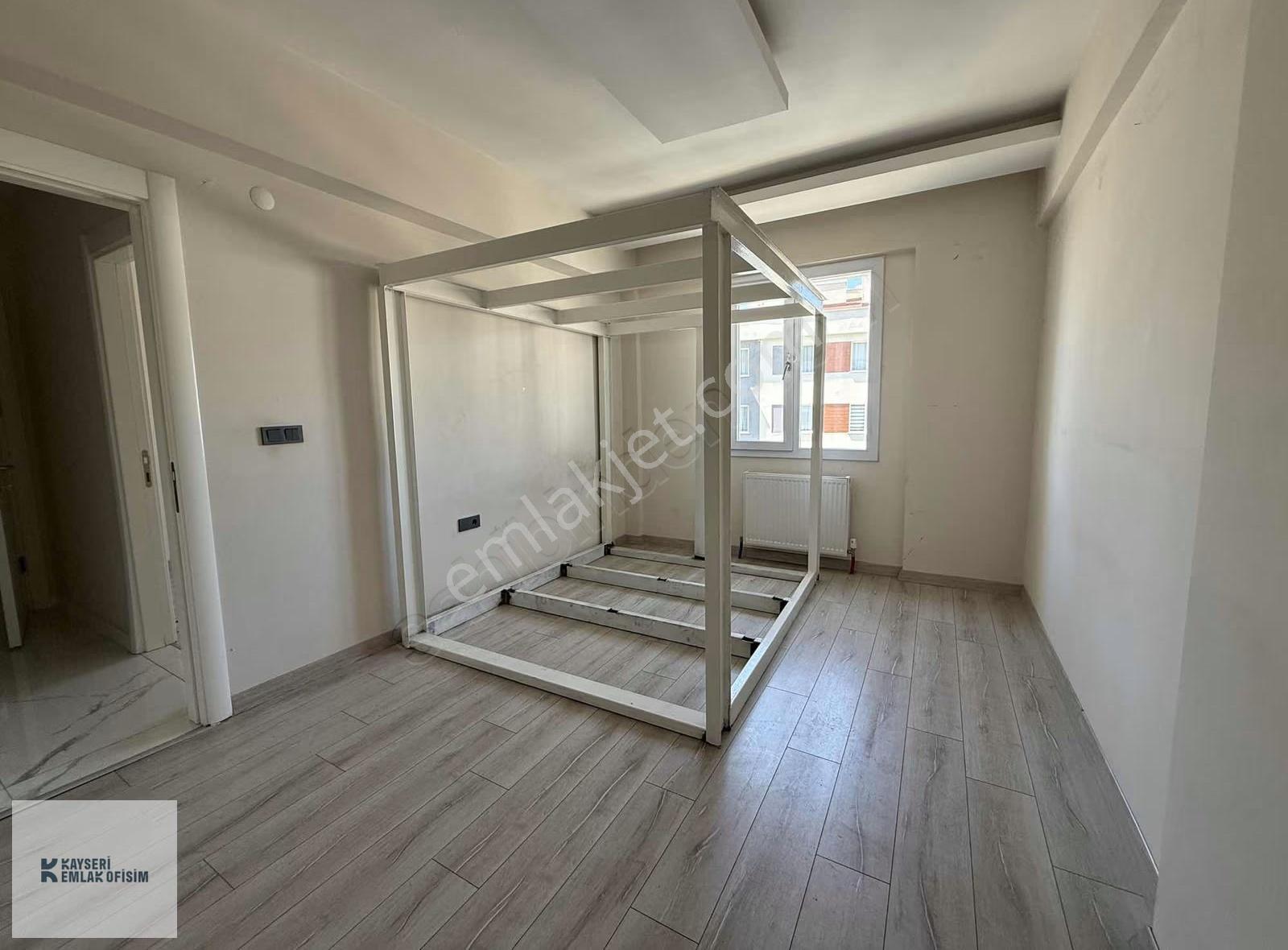 19 Mayıs Mah.3+1 Odalı Geniş Ferah Kiralık Daire - Görsel 4
