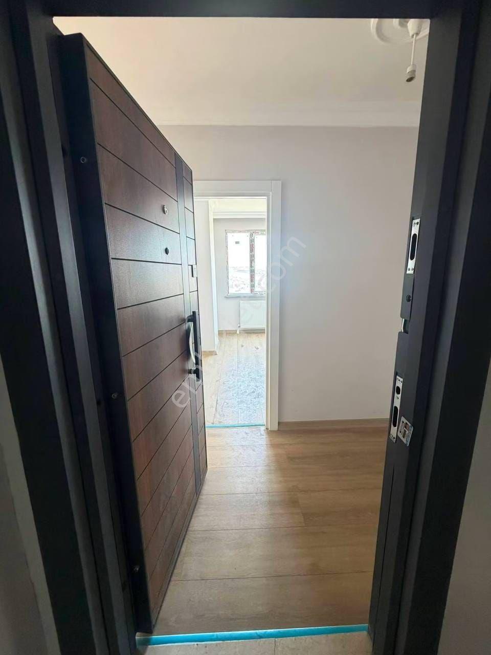 Aile Binasında Ev Sahibinden Kiralık 2+1 Daire - Görsel 3