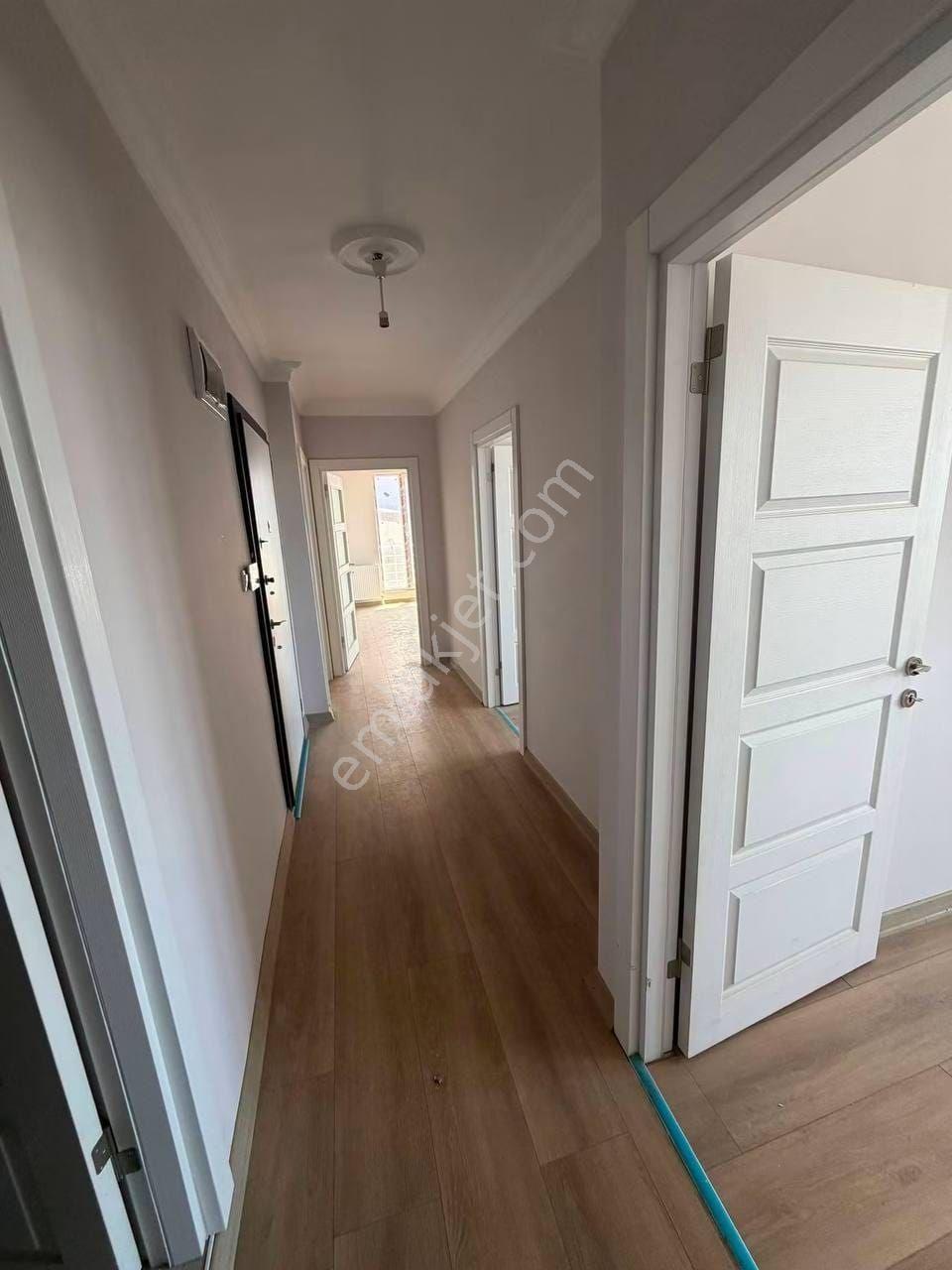 Aile Binasında Ev Sahibinden Kiralık 2+1 Daire - Görsel 4