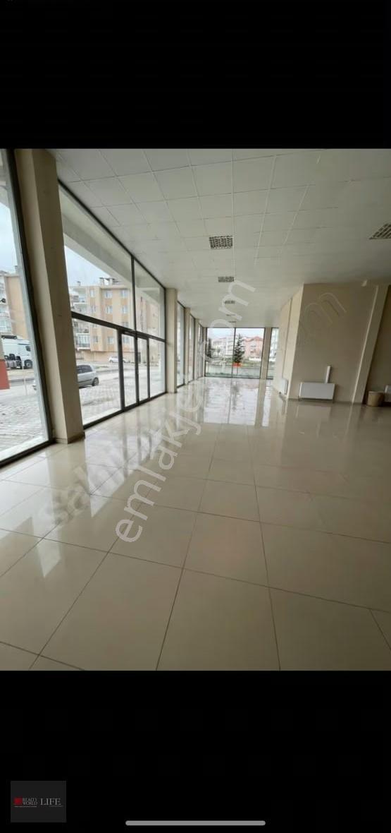 Rw Lıfe // Emek Mahallesi Balsu Bulvarı Yakını Satılık Dükkan - Görsel 5