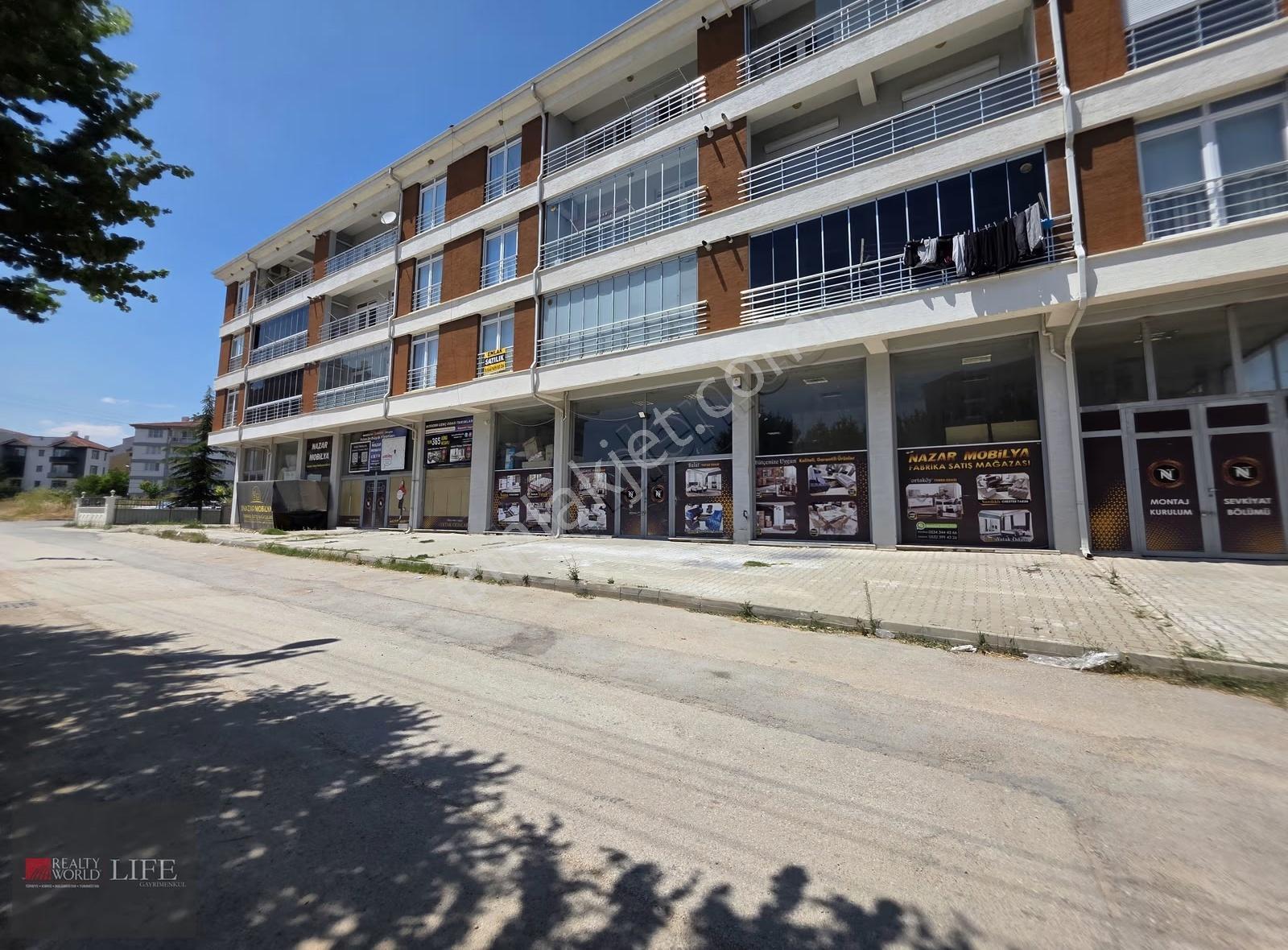 Rw Lıfe // Emek Mahallesi Balsu Bulvarı Yakını Satılık İşyeri - Görsel 5