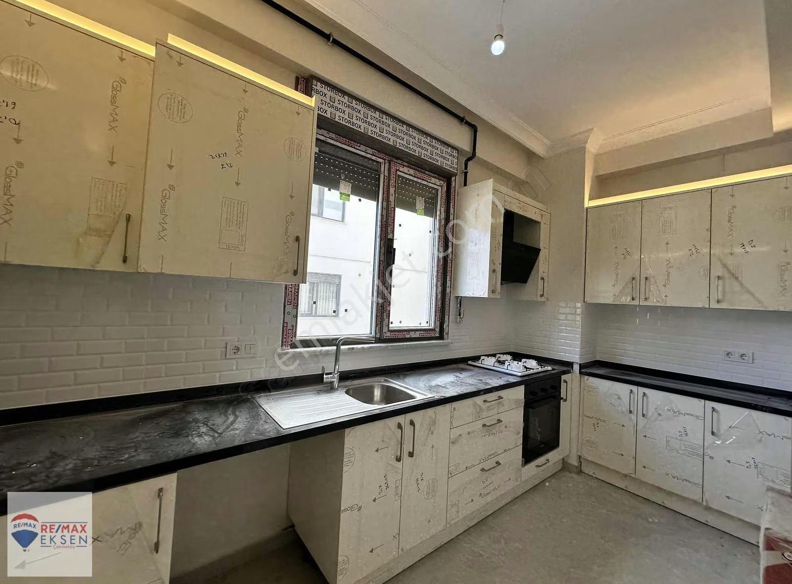 Erenköy Çoban Yıldızı Sokakta Yeni Bana Kiralık 3+1 Balkonlu - Görsel 8