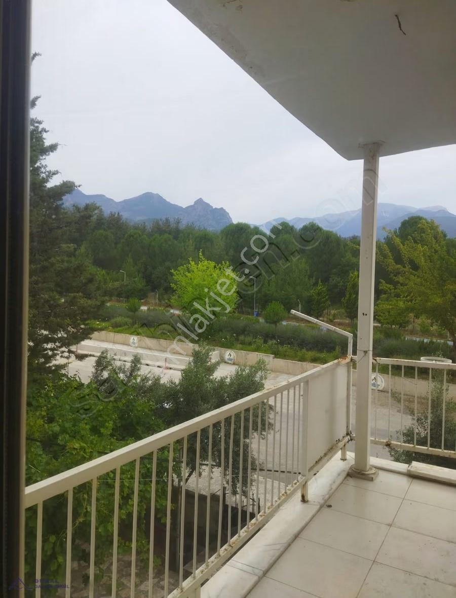 Dur Al Gayrimenkulden Çamlıkta Site İçi Kiralık Daire