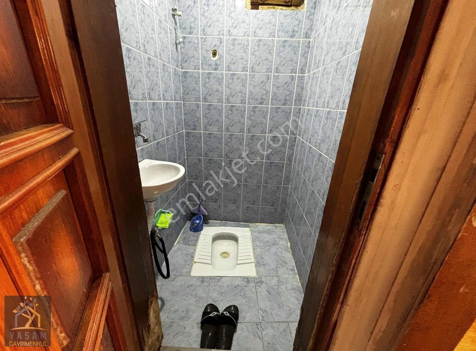 Yaşam Dan Nene Hatun Mah Satılık 3+1 Daire Metroya Çok Yakın - Görsel 4