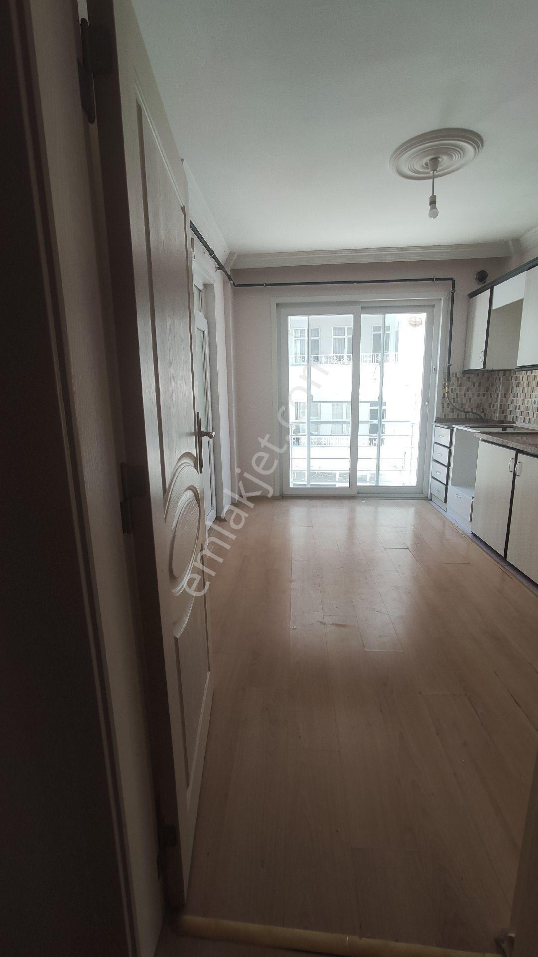 Pınarbaşı Mahallesi'nde Kiralık 3+1 Doğalgazlı Asansörlü Kiralık Daire - Görsel 5