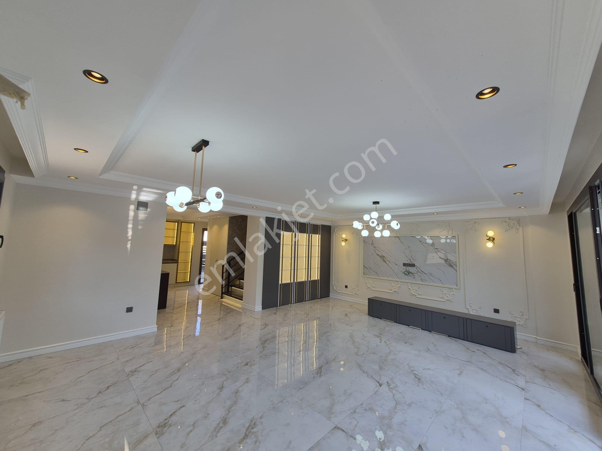 4+1 Çınarlı Tripleks Sıfır Villa 3balkon Havuz 200m2 Otopark 300m Arsa Teras G.oda 2banyo Barbekü - Görsel 28