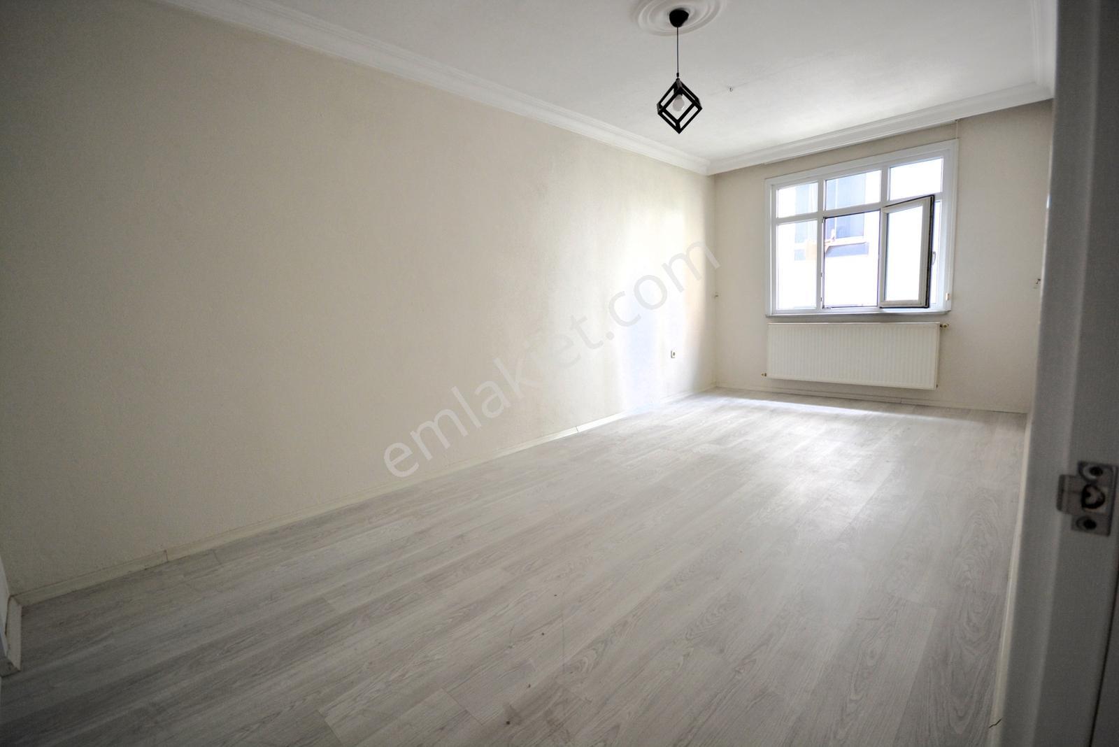 Eyüp Sultan Mah De 5+1 Çatı Dubleks 3 Banyolu Kiralık Daire..... - Görsel 16