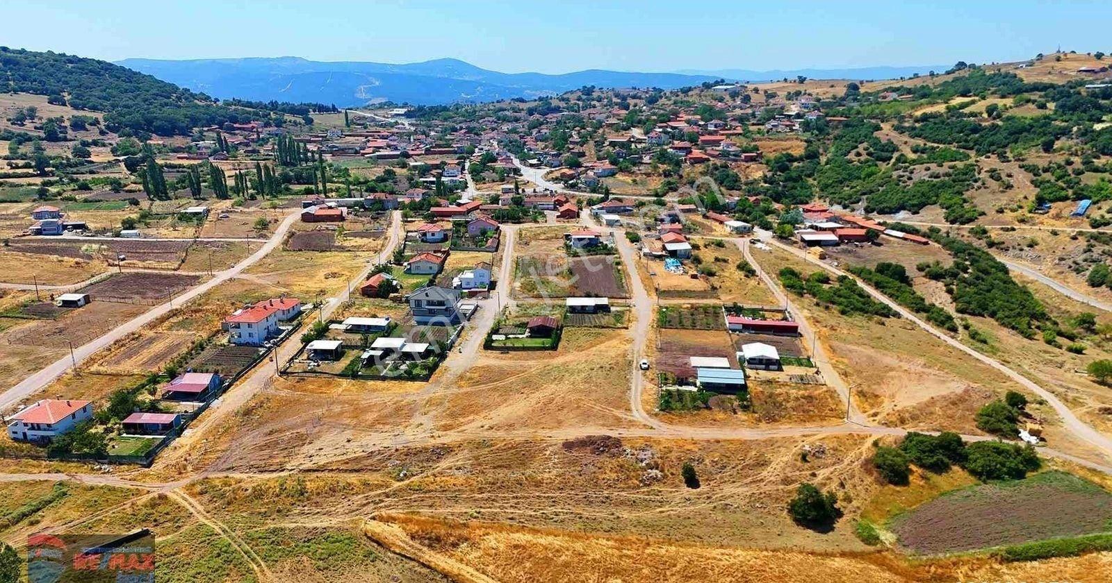 Re/max İnci'den Karesi Turplu'da Satılık Konut İmarlı 356m² Arsa