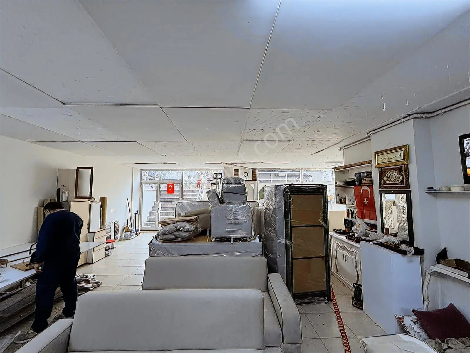 Akşemsettin Cad.net 130 M2 Krediye Uygun Kat Mülkiyetli Dükkan