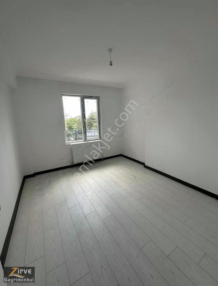 Zirveden Çarşı Merkezde Kombi Petekli 3+1 Sıfır Daire - Görsel 5