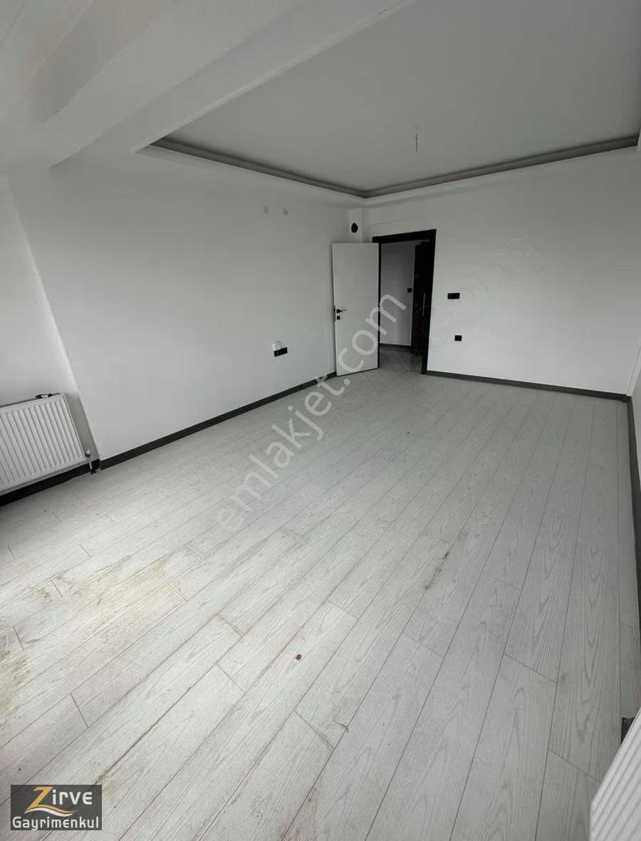 Zirveden Çarşı Merkezde Kombi Petekli 3+1 Sıfır Daire - Görsel 7