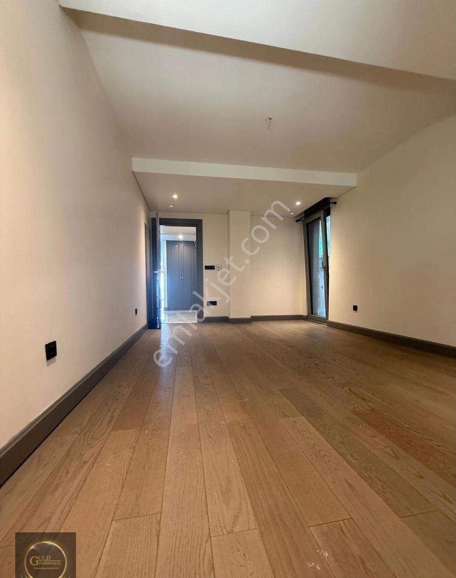 Üsküdar Salacak'ta 1.sırada 2+1 Manzaralı,2 Araçlık K.otoparklı - Görsel 22