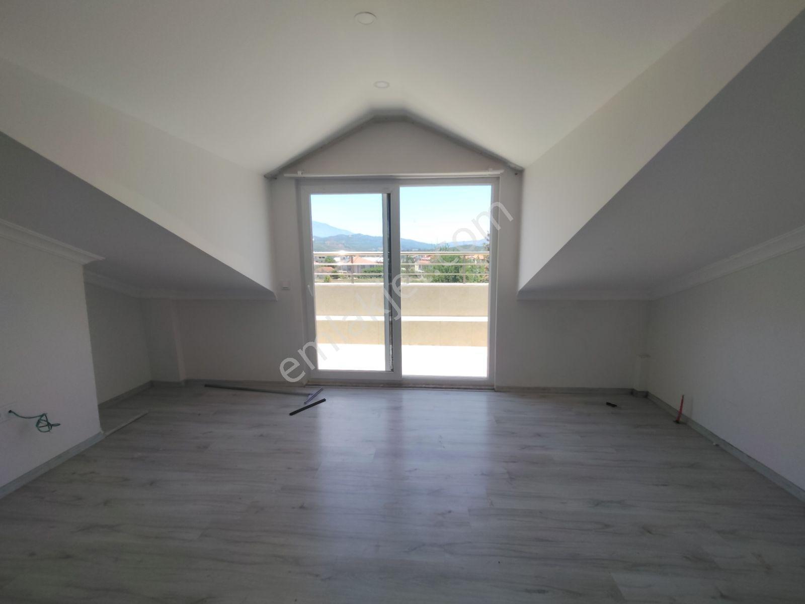 Seydikemer Gerişburnu Sanayi Bölgesinde Kiralık Çatı Dubleks - Görsel 10