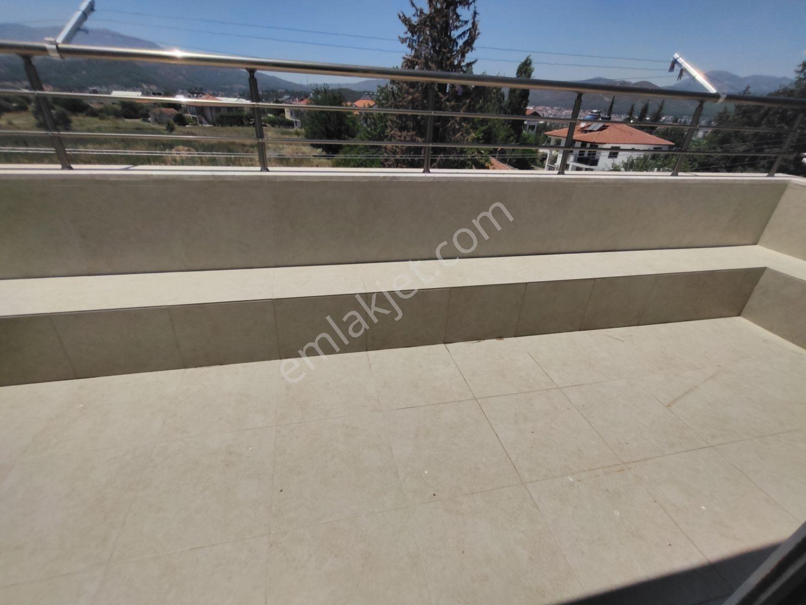 Seydikemer Gerişburnu Sanayi Bölgesinde Kiralık Çatı Dubleks - Görsel 21