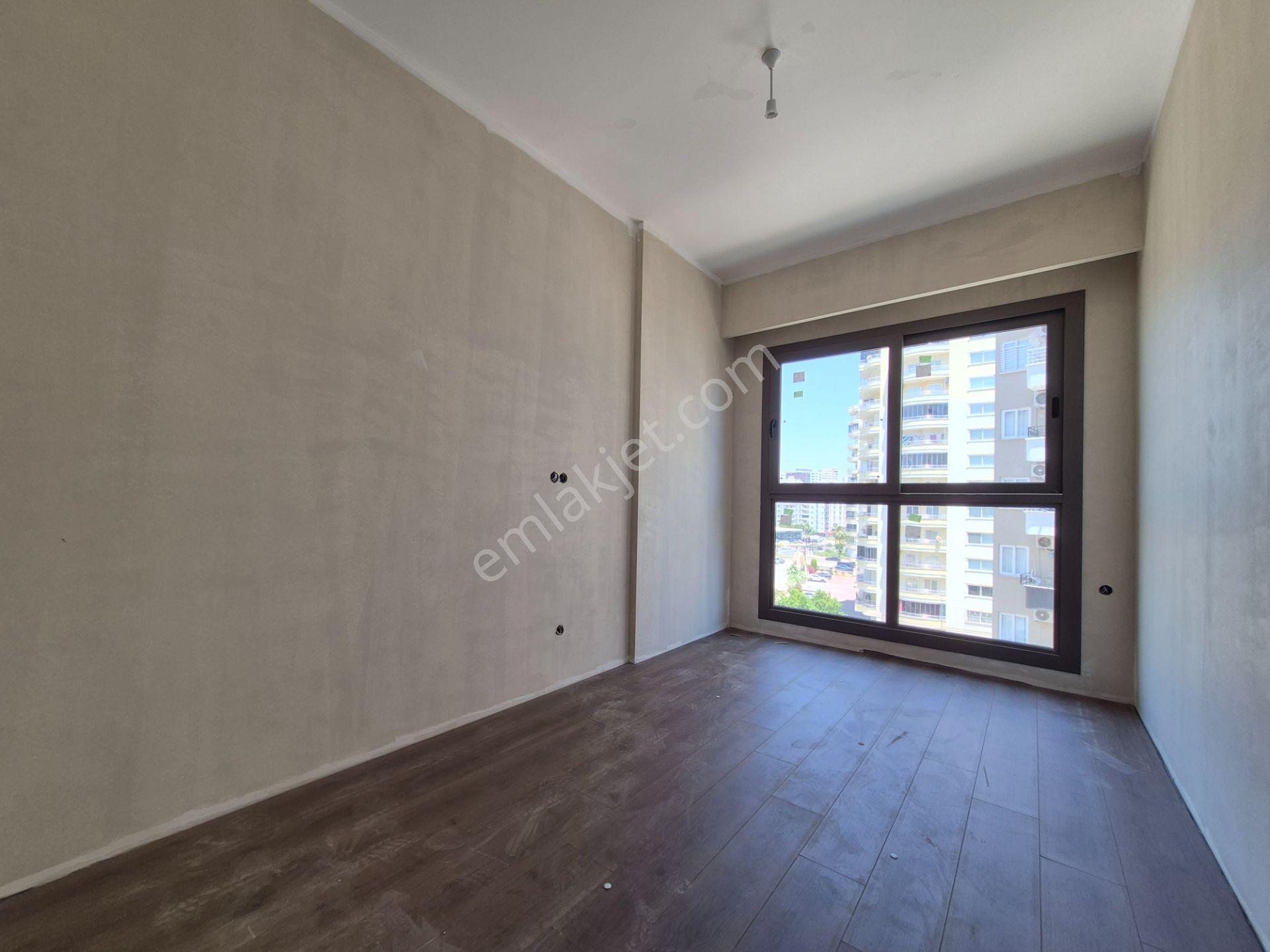 Üstünkent'ten Modern Tasarımı İle Hayran Bırakan Ferah 3+1 Daire - Görsel 21
