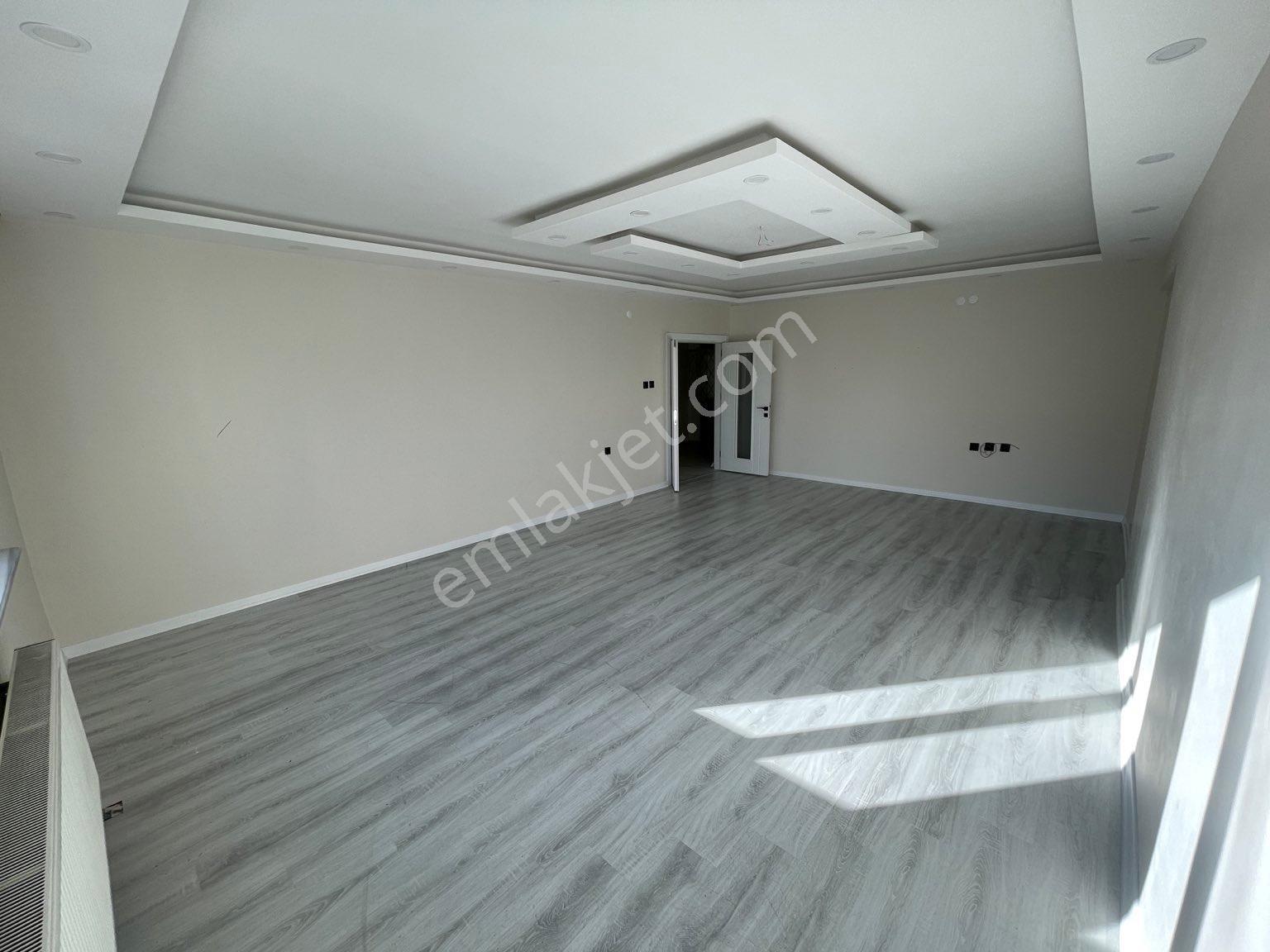 Kervansaray Üstü Lüks Yapılı Ara Daire - Görsel 19