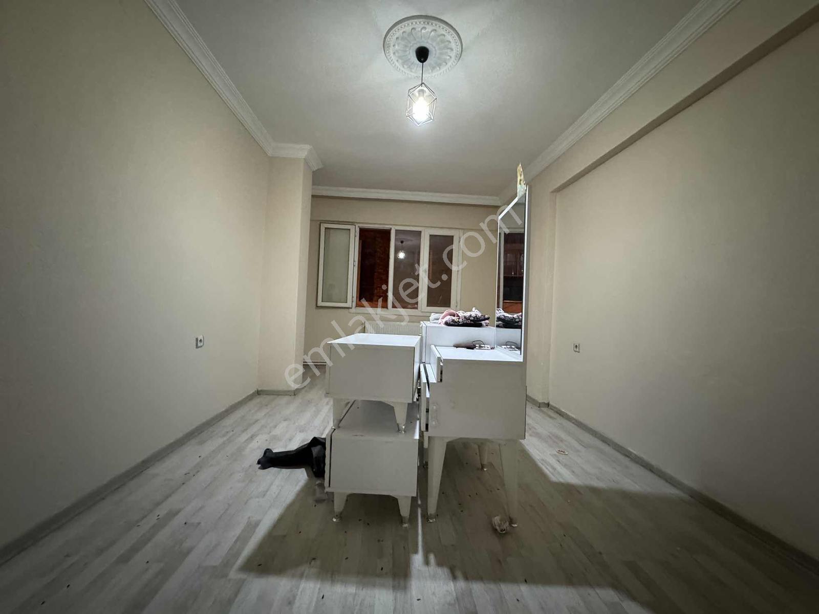 Buca Otokent Yakını Kiralık Doğalgazlı 2+1 Köşe Daire - Görsel 17