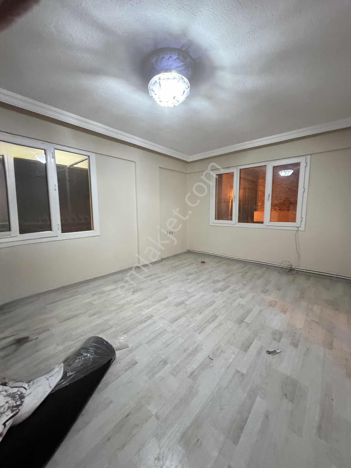 Buca Otokent Yakını Kiralık Doğalgazlı 2+1 Köşe Daire - Görsel 8