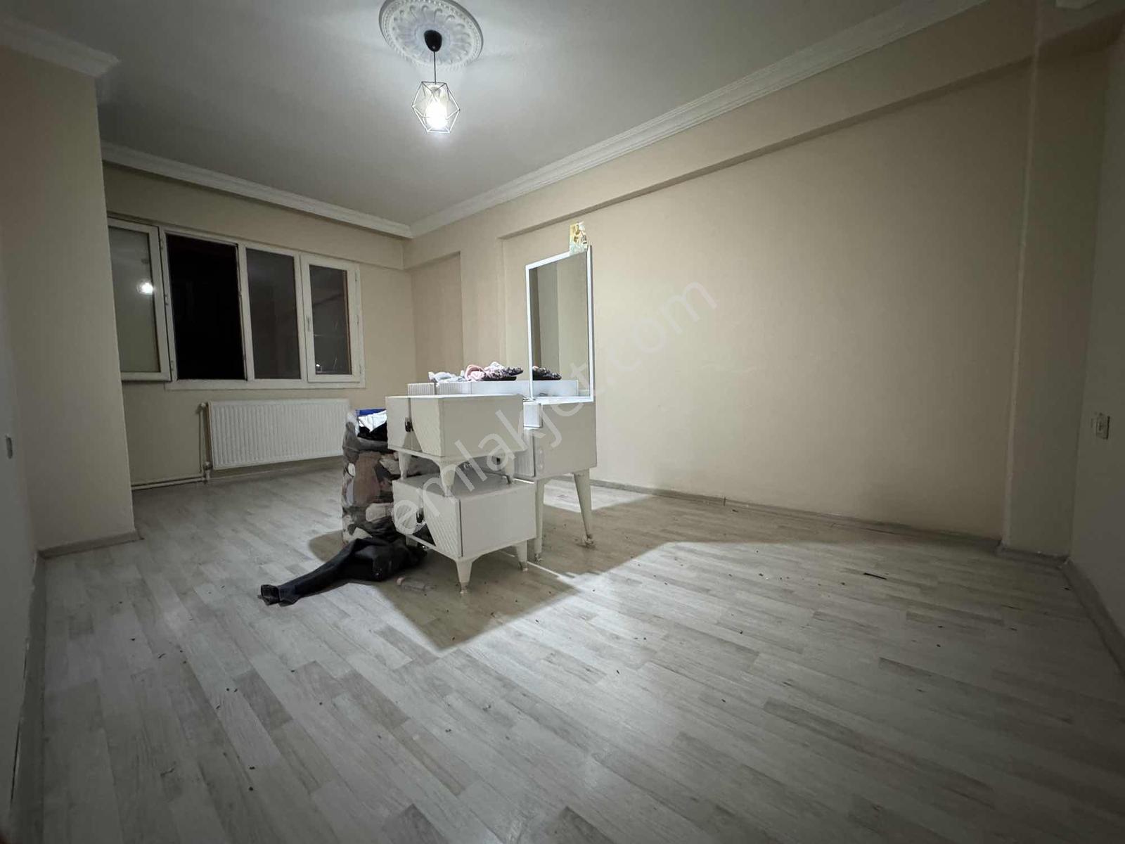 Buca Otokent Yakını Kiralık Doğalgazlı 2+1 Köşe Daire - Görsel 25