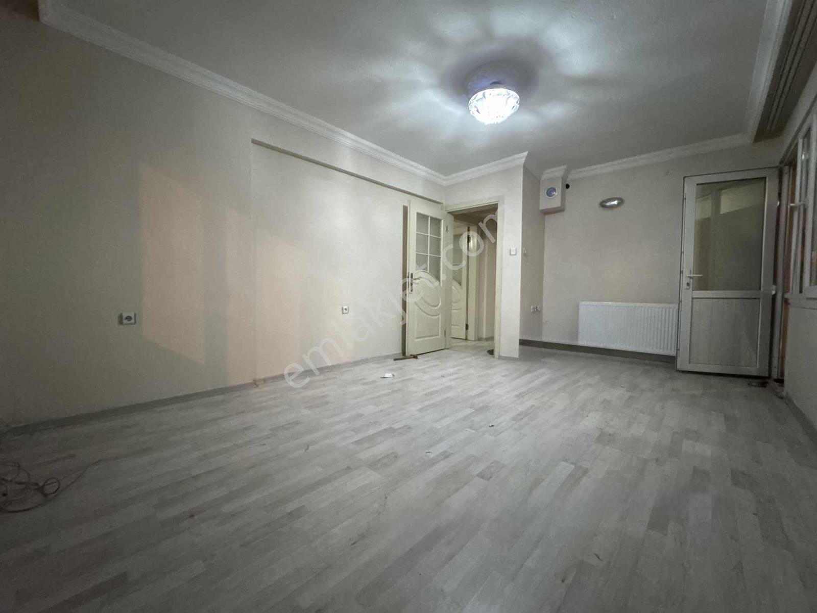 Buca Otokent Yakını Kiralık Doğalgazlı 2+1 Köşe Daire - Görsel 15