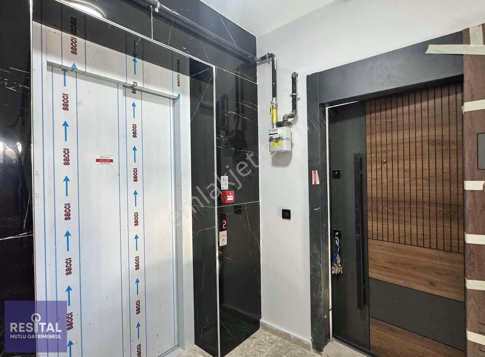 Rs Mutlu Kızılcıklı Da Havuzlu Site İçi 2+1 93 M2 Daire
