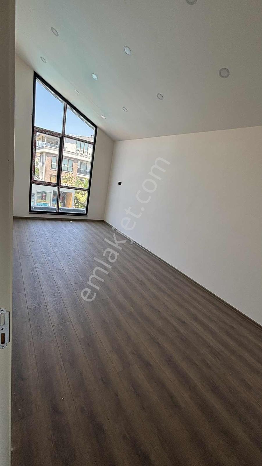 Yalova Kadıköyde Havuzlu Butik Site İçerisinde Lüks 4+1 Villa - Görsel 29