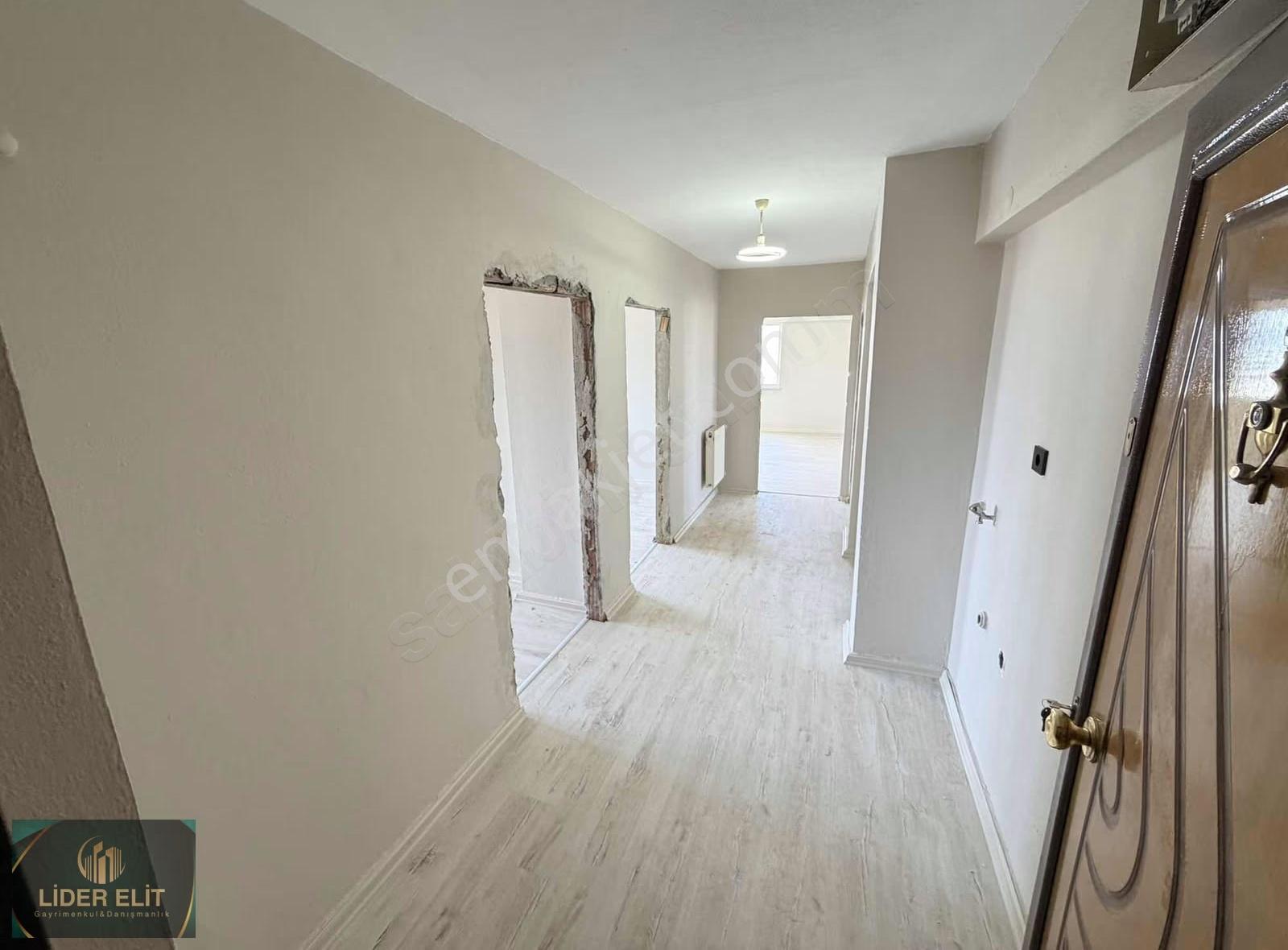 3+1 Ara Kat Manzaralı Kiralık Daire - Görsel 2