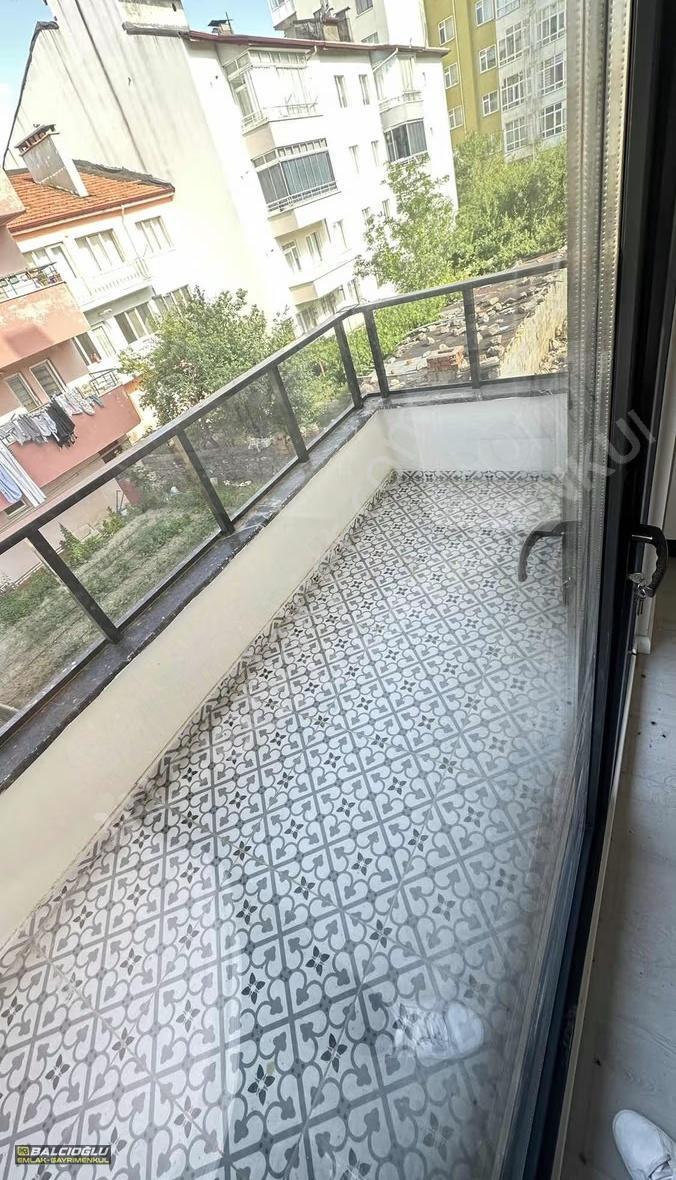 Balcıoğlu Emlaktan Alaylar 2 Mah Garajlı 1+1 Satılık Daire - Görsel 2