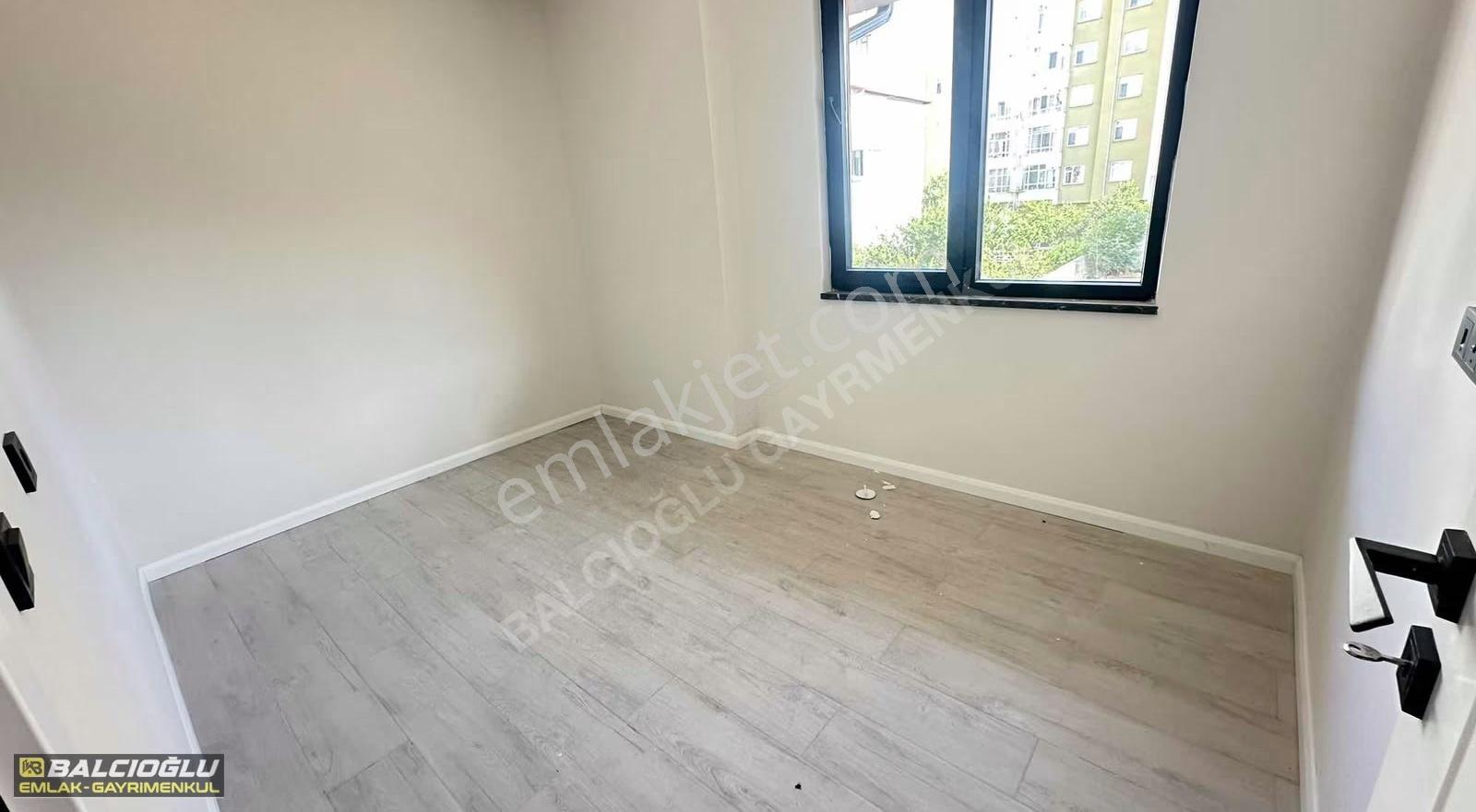 Balcıoğlu Emlaktan Alaylar 2 Mah Garajlı 1+1 Satılık Daire - Görsel 5