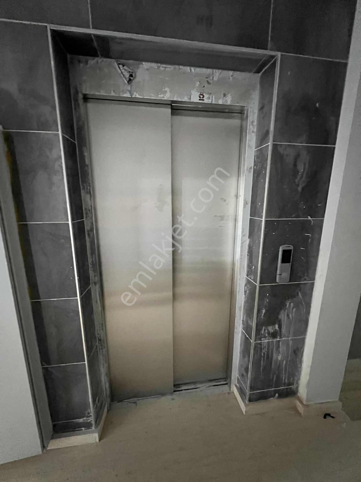 Katılım Evlerine Uygun Çatı Katı 2+1 Satılık Daire - Görsel 2