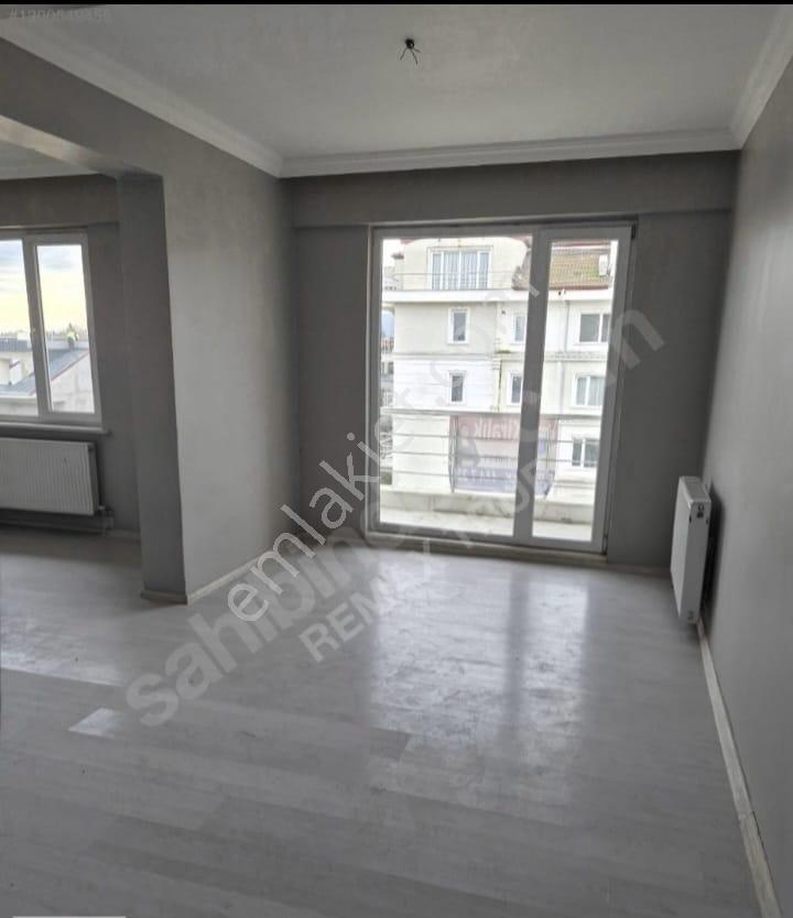 Kartepe'de Site İçerisinde Kiralık 2+1 Çatı Dubleks Daire - Görsel 8