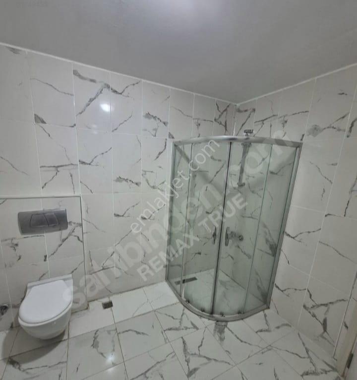 Kartepe'de Site İçerisinde Kiralık 2+1 Çatı Dubleks Daire - Görsel 17