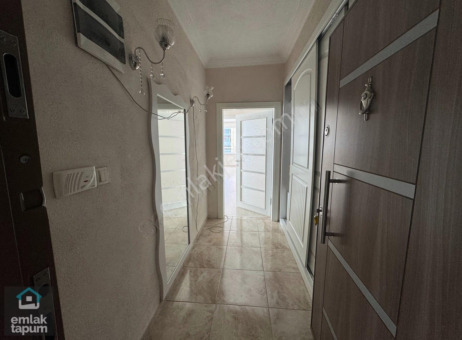 Dumlupınar Mahallesi Reşadiya Cad. Koton Karşısında Kiralık 3+1 - Görsel 2
