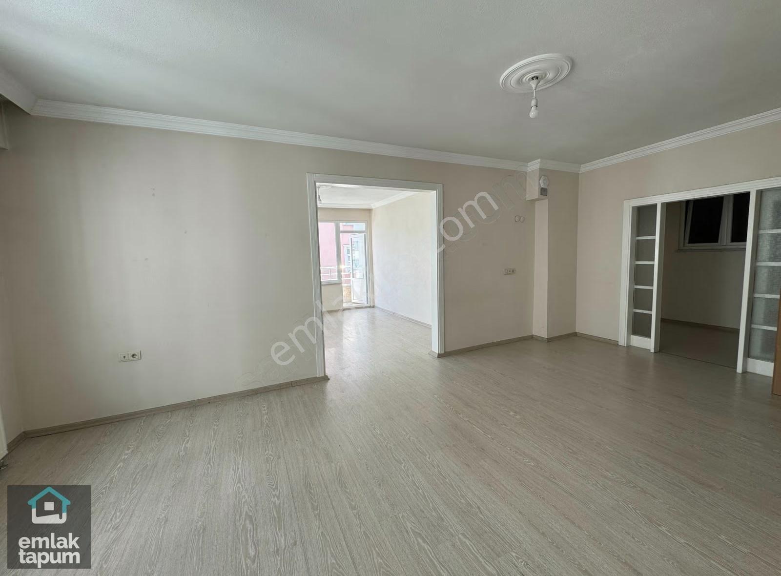Dumlupınar Mahallesi Reşadiya Cad. Koton Karşısında Kiralık 3+1 - Görsel 7