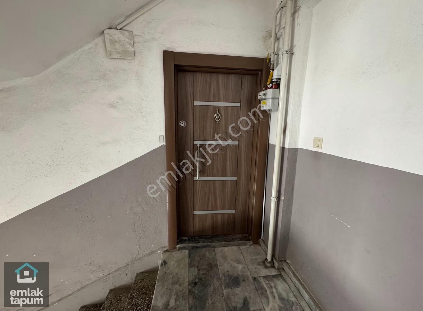 Dumlupınar Mahallesi Reşadiya Cad. Koton Karşısında Kiralık 3+1 - Görsel 5