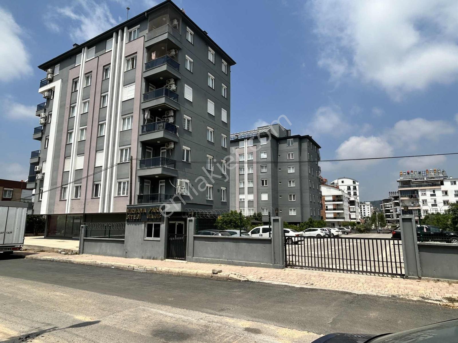 Göçerler Satılık Site İçi Katta 3+1 Daire-eminevim Uygun - Görsel 4