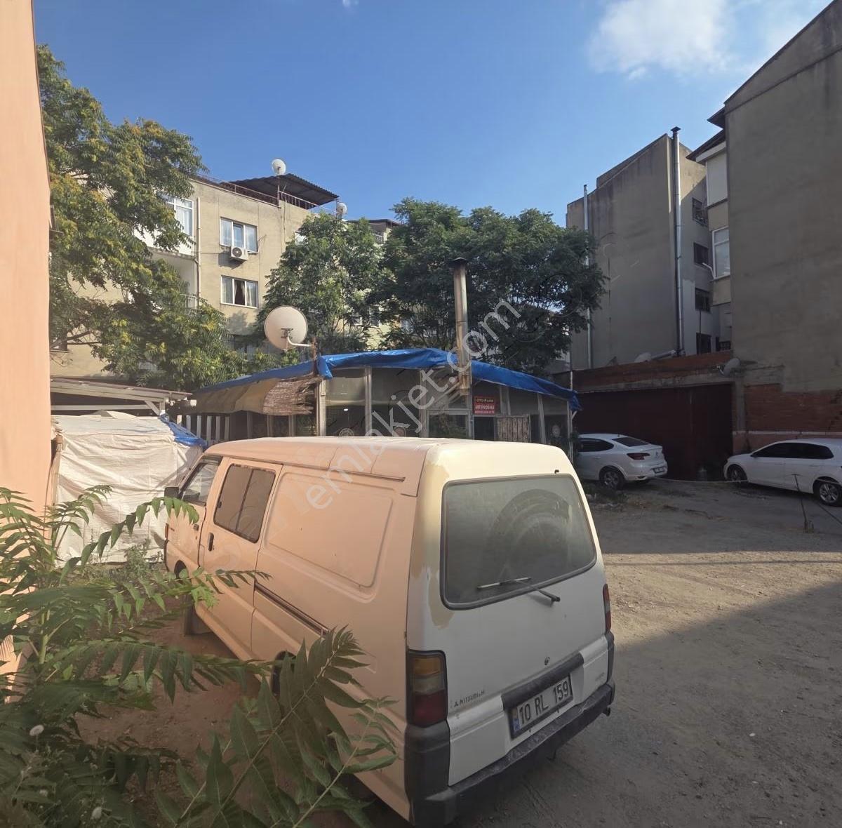 Burhaniye Meydanı'na Çok Çok Yakın Yatırımlık 392 M² 2 Adet Arsa - Görsel 6