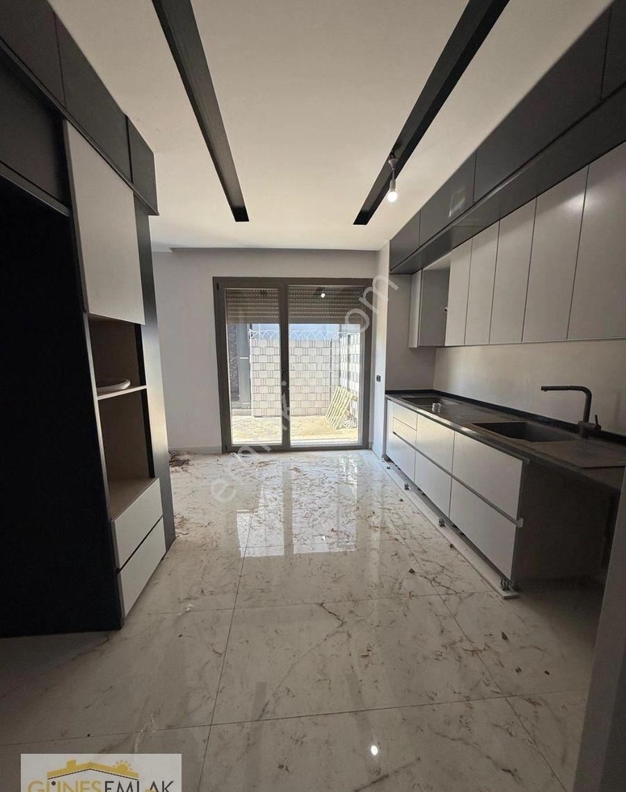 Erenköy Satılık Muhteşem Villa - Görsel 7