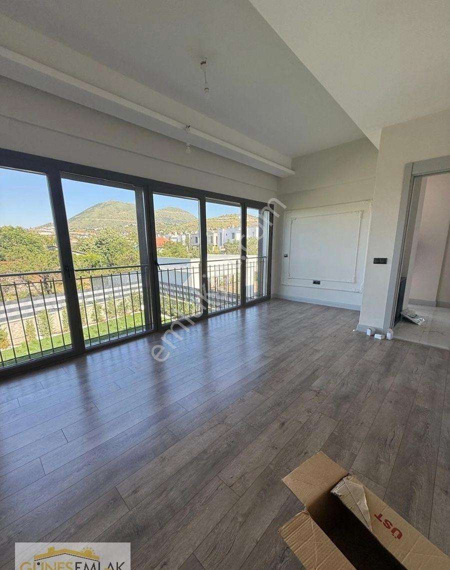 Erenköy Satılık Muhteşem Villa - Görsel 14