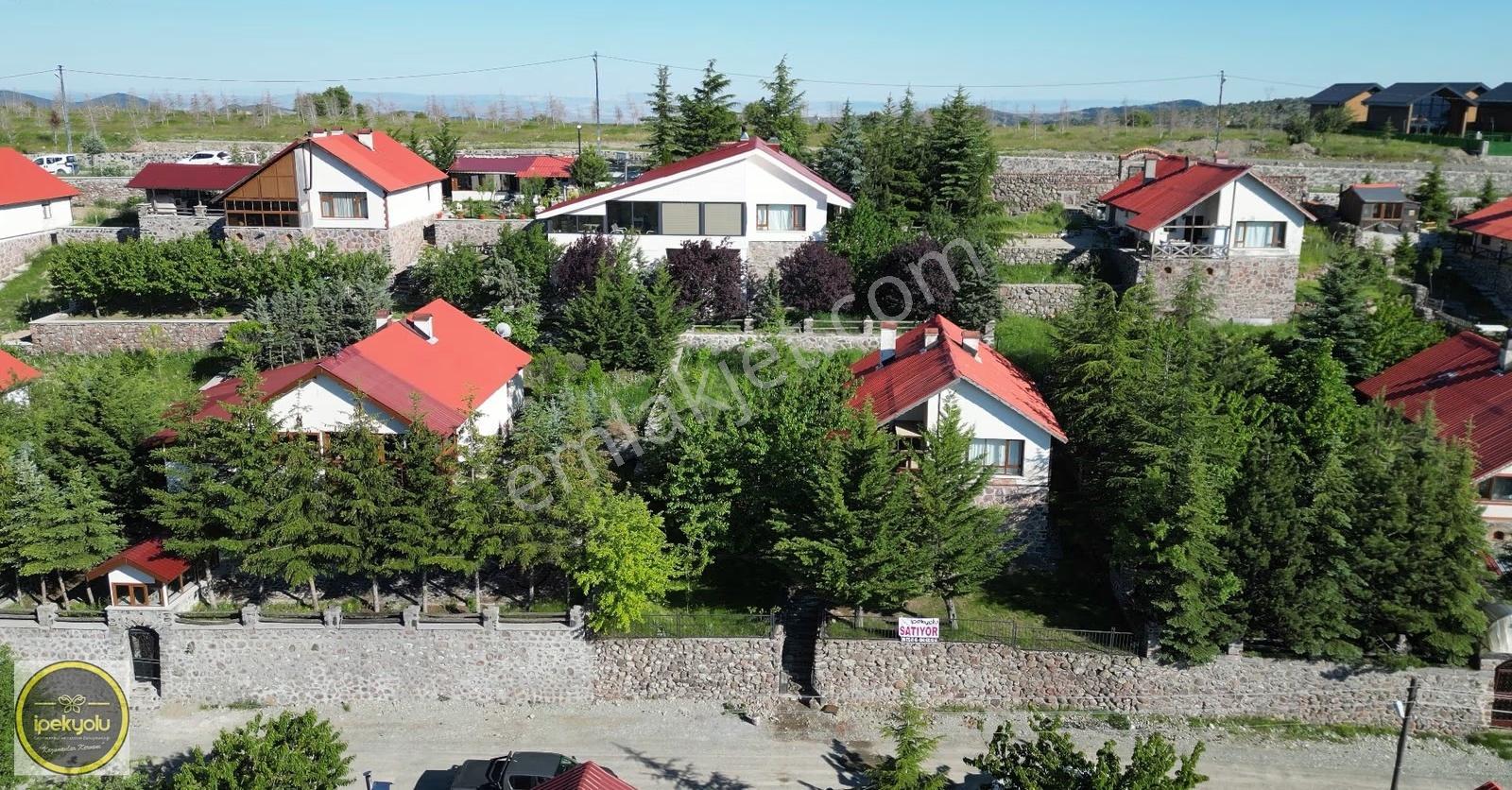 İpekyolu Gayrimenkulden Karaşar Kirazyanında Satılık Müstakil Ev - Görsel 2