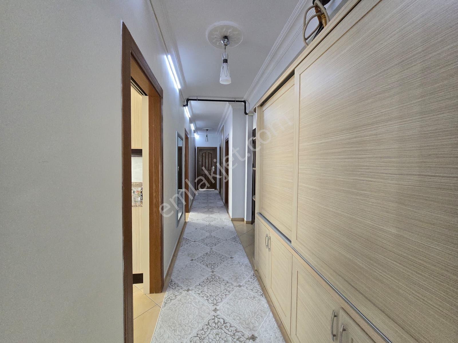 Mükemmel Konumda 130m2 Geniş 3+1 Daire - Görsel 15