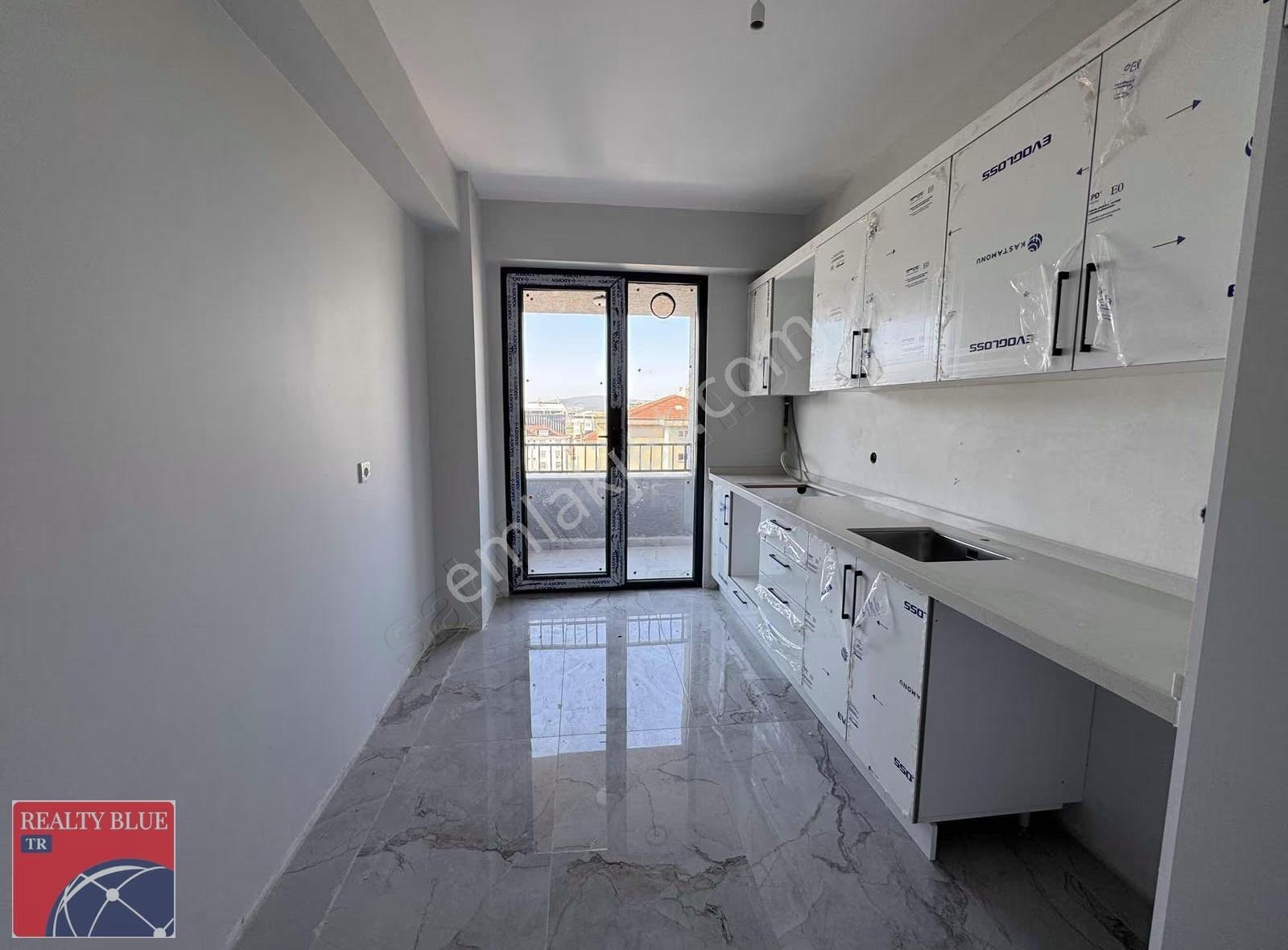 Sultanbeyli Merkez Butik Sitede Satılık 2+1 70m² Arakat Daire - Görsel 8