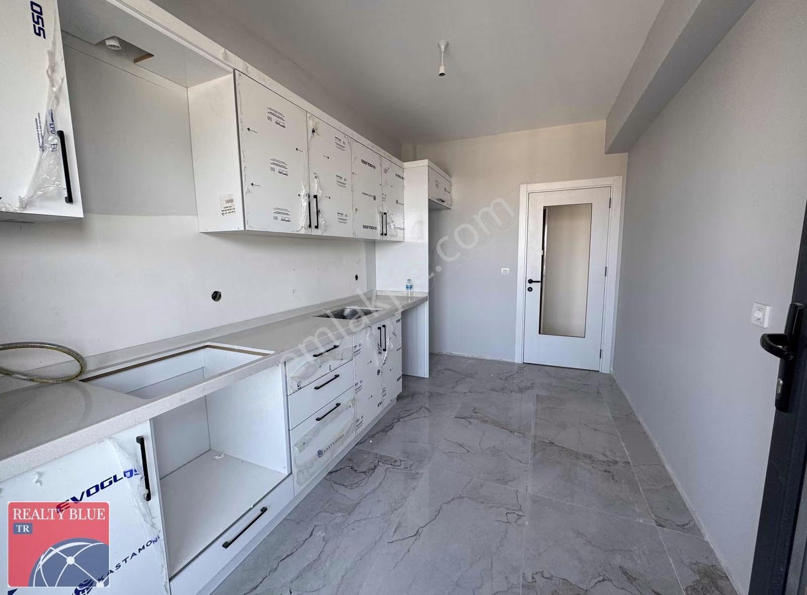 Sultanbeyli Merkez Butik Sitede Satılık 2+1 70m² Arakat Daire - Görsel 12