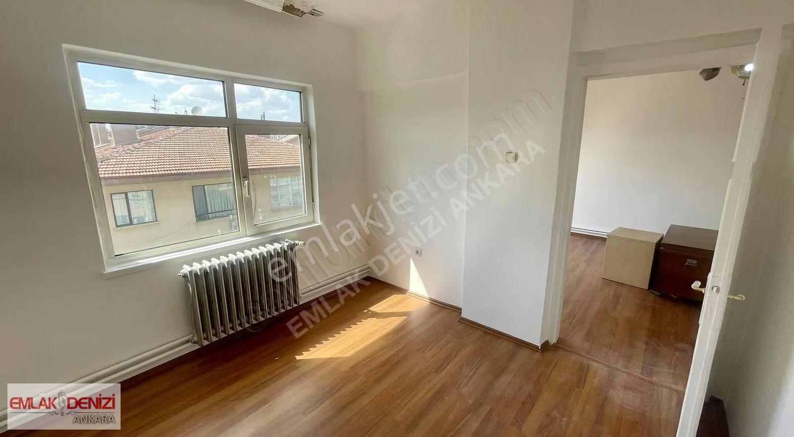 Dikmen Caddesi Üzeri 3. Kat 3+1 Kiralık Daire - Görsel 31