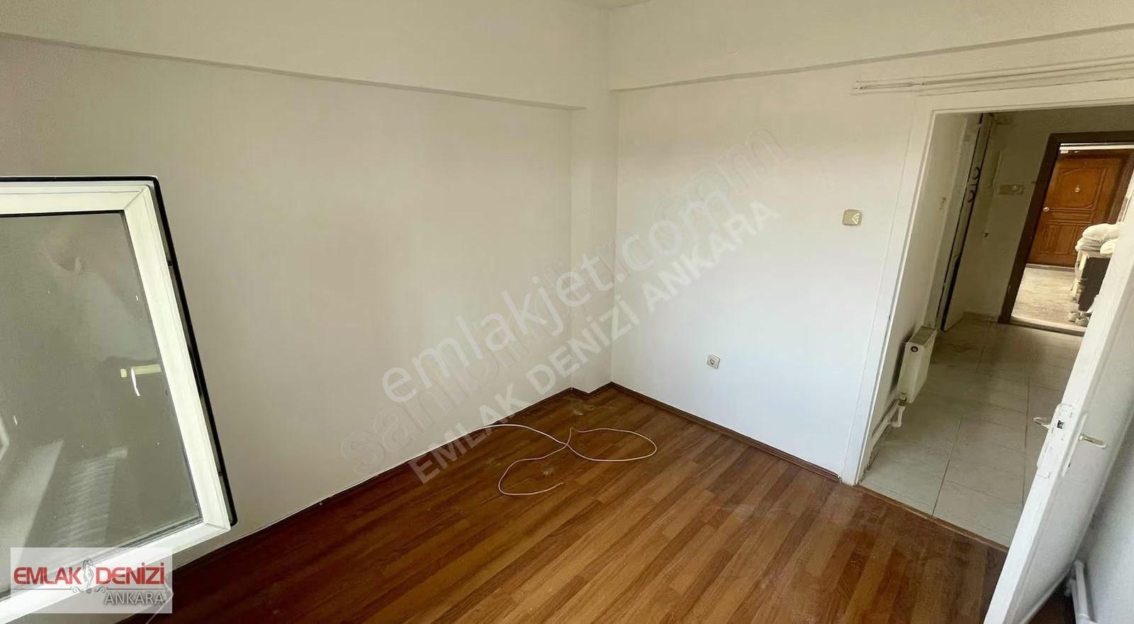Dikmen Caddesi Üzeri 3. Kat 3+1 Kiralık Daire - Görsel 16