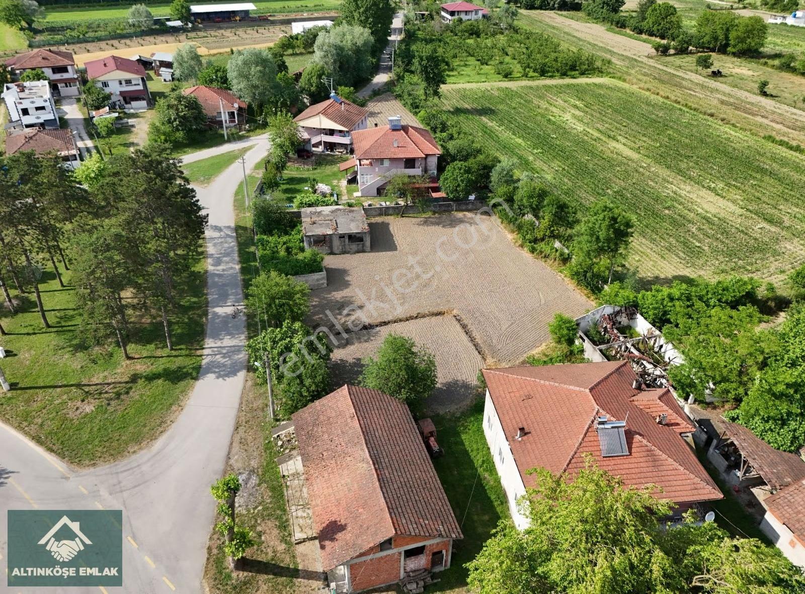 Uzun Çınar'da %40 İmarli, 800m² Satılık Arsa - Görsel 16