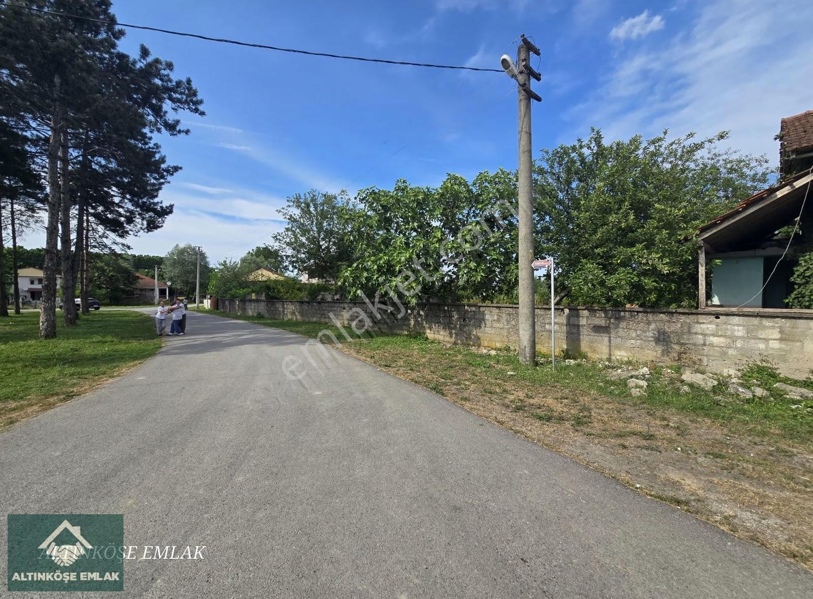 Uzun Çınar'da %40 İmarli, 800m² Satılık Arsa - Görsel 2