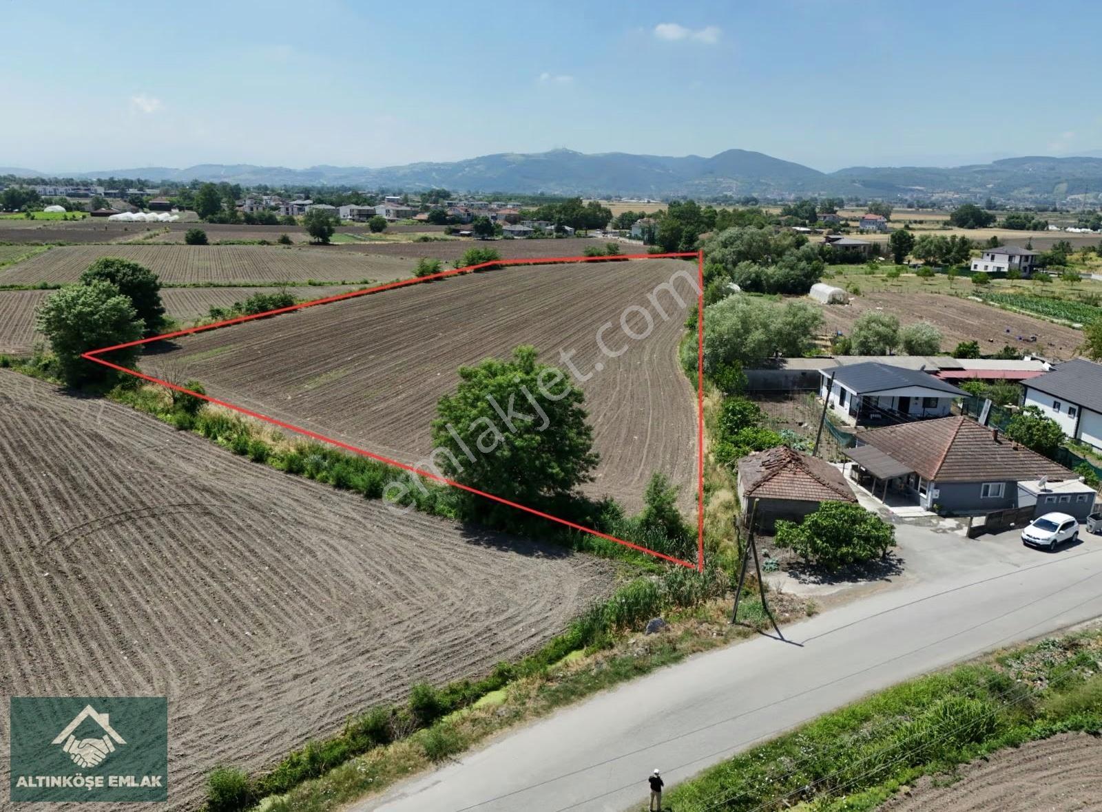 Yazlık'ta İmar Gelecek Alanda,kısmen İmarlı,yollu 15 Dönüm Arazi - Görsel 9